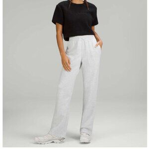 Lululemon Loungeful Straight Leg Pant size 4 in Heathered Core Ultra Light Grey
